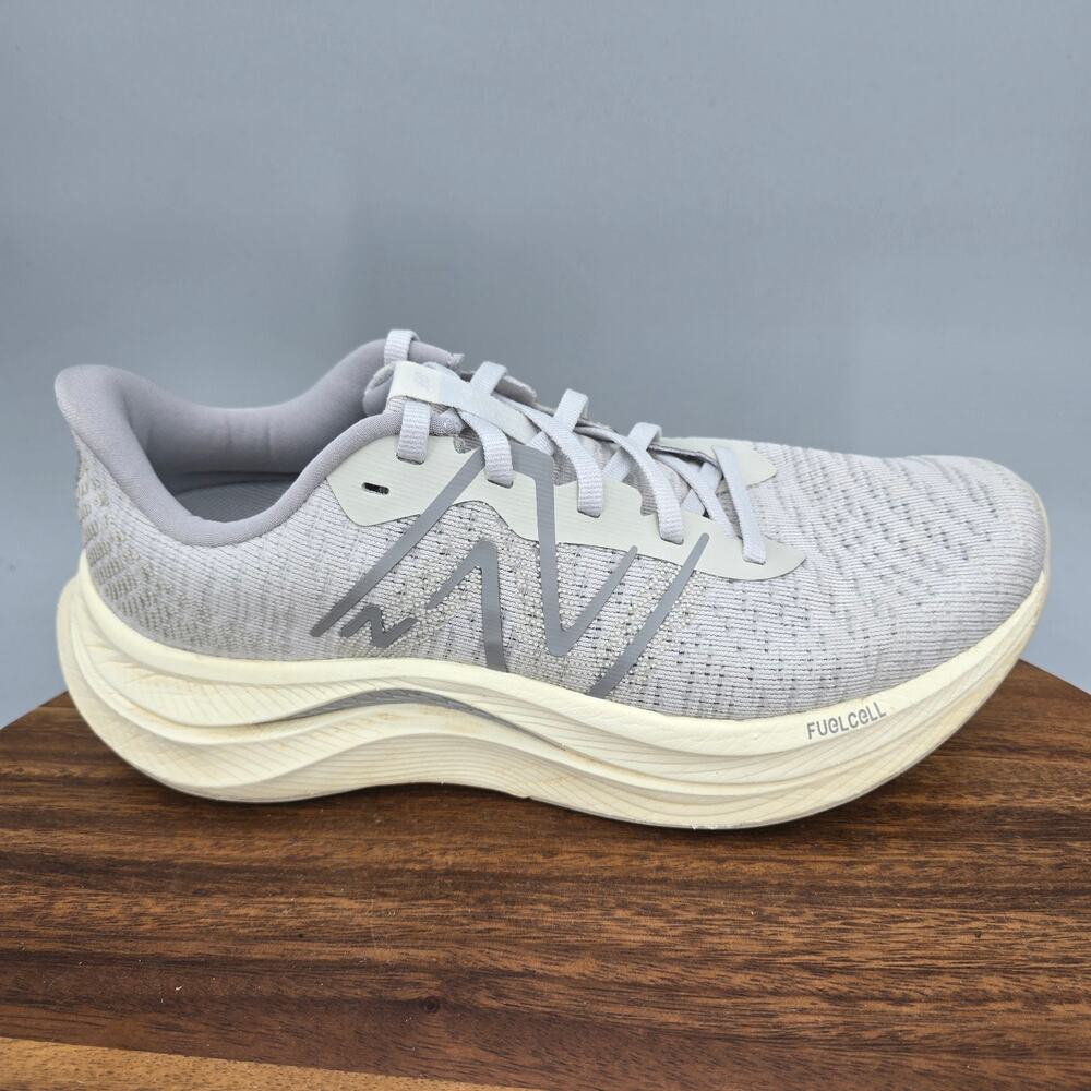 New Balance Fuelcell Propel v4 Shoes Womens 7 B Gray Running Athletic Sneakers